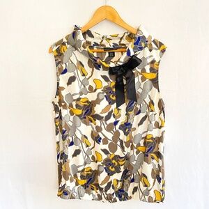 APOSTROPHE Women's Size XL Elegant Sleeveless Blouse Floral Vine Design